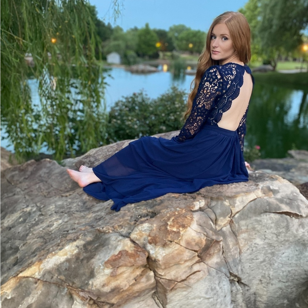 Lulu's lace navy dress